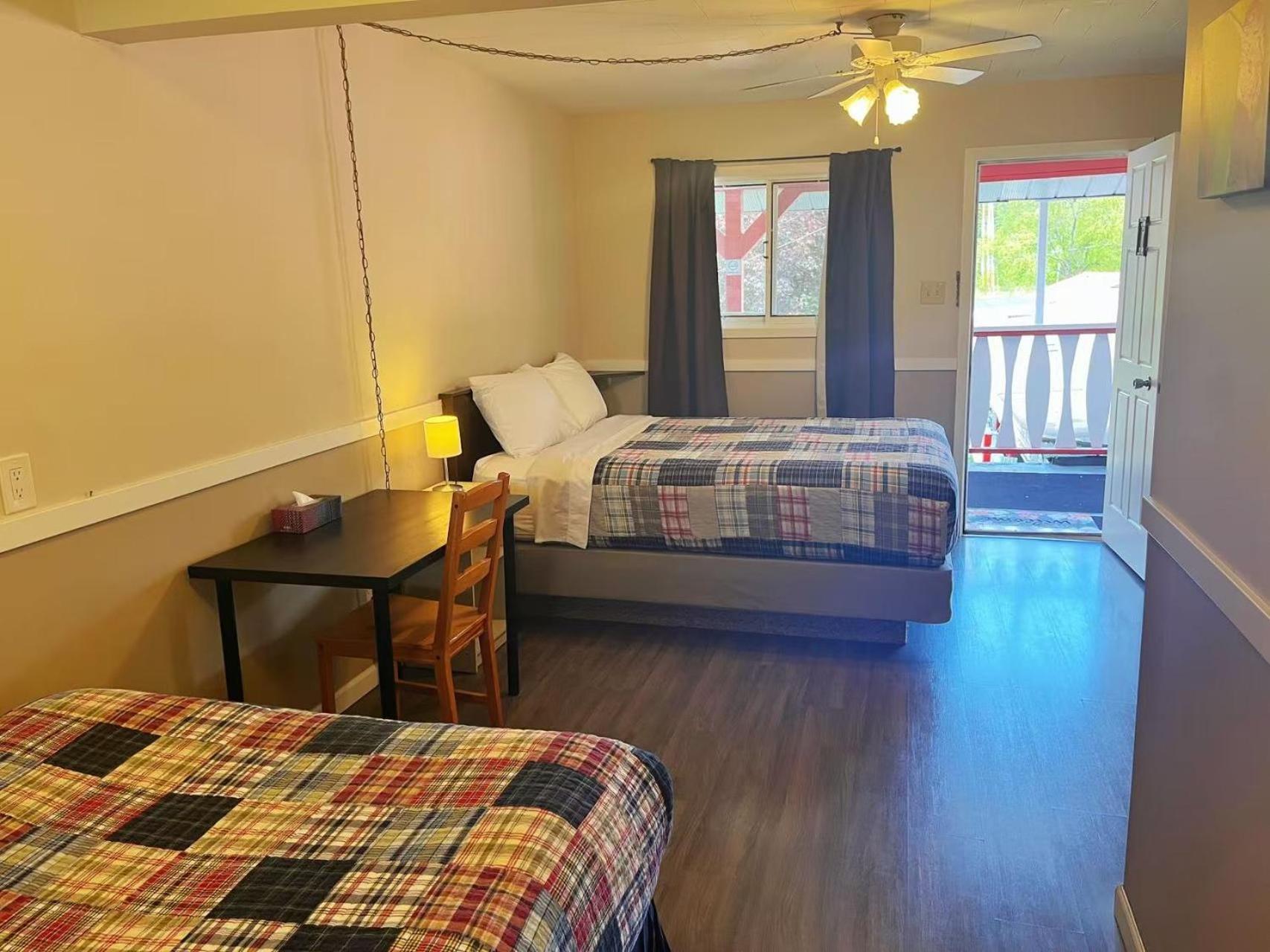 Rivermount Motel Little Fort 외부 사진